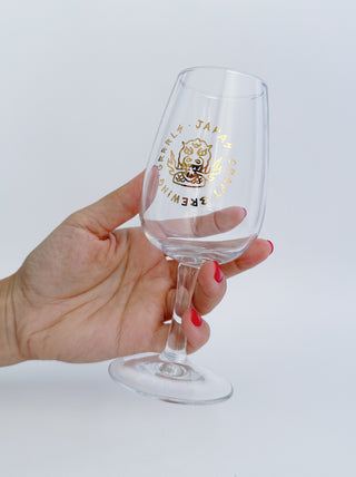 Taça Gojaira dourada
